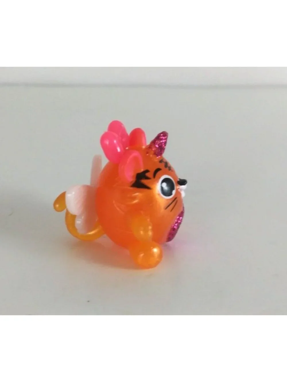 Zuru Rainbocorns Itzy Glitzy Surprise Series 2 Zara Mini Collectible Figure